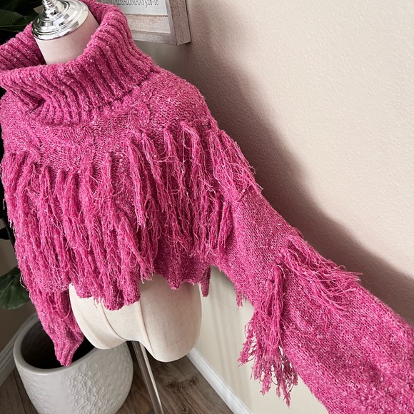 Shop Neighbor Chic Pink Turtleneck Fringe Cropped Sweater - Picture 2 of 4